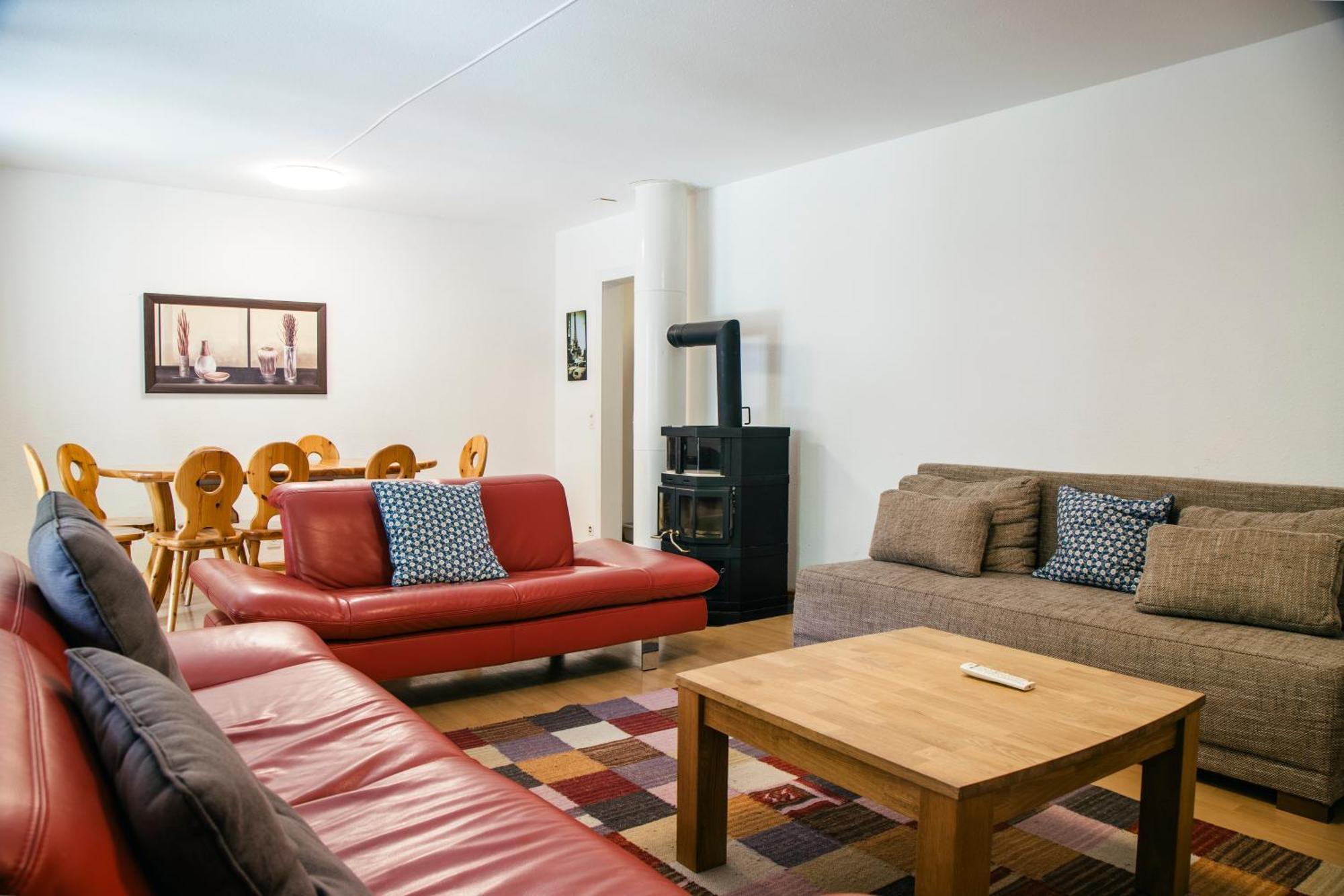 Between Lakes Apartments - 58 Интерлакен Экстерьер фото