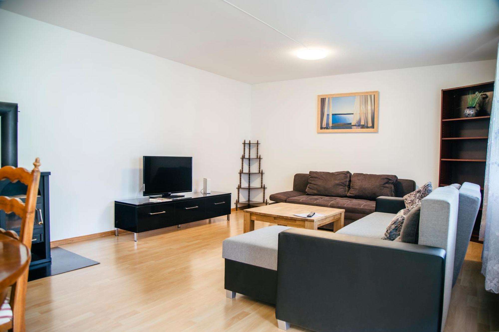Between Lakes Apartments - 58 Интерлакен Экстерьер фото