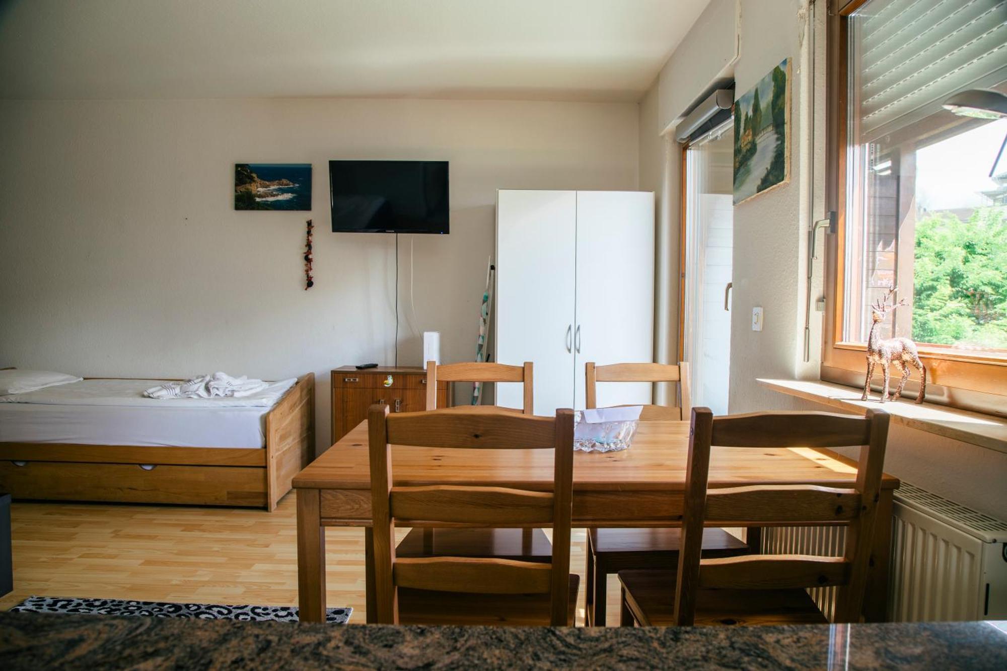 Between Lakes Apartments - 58 Интерлакен Номер фото